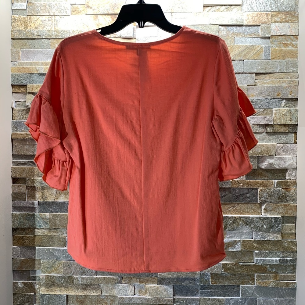 🎁 S & D Ruffle Sleeve Blouse - Picture 4 of 8